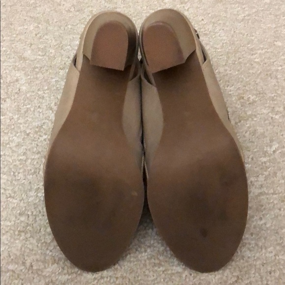 Super cute, double zipper peep toe booties - Picture 3 of 4